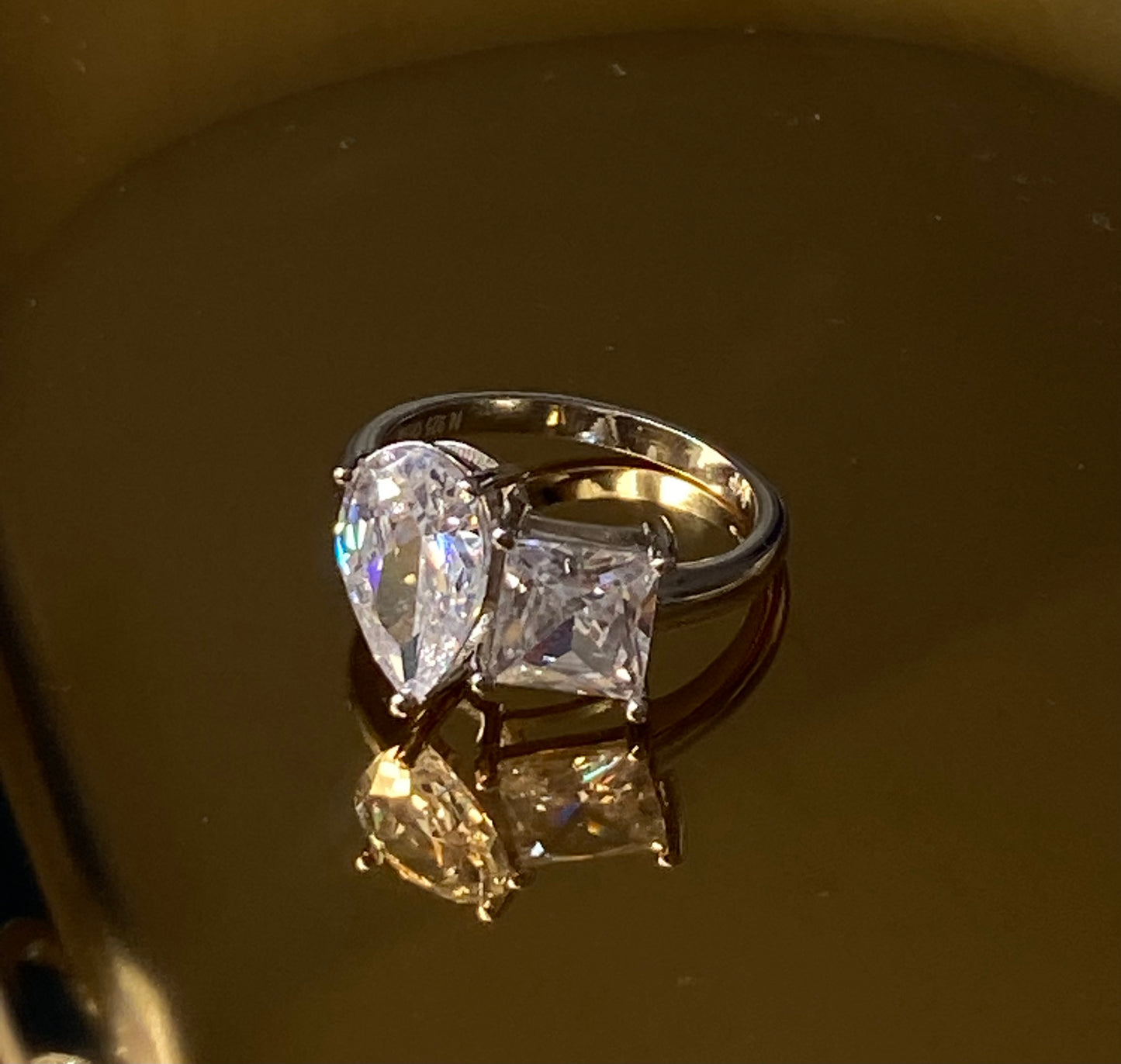 ROYAL Ring