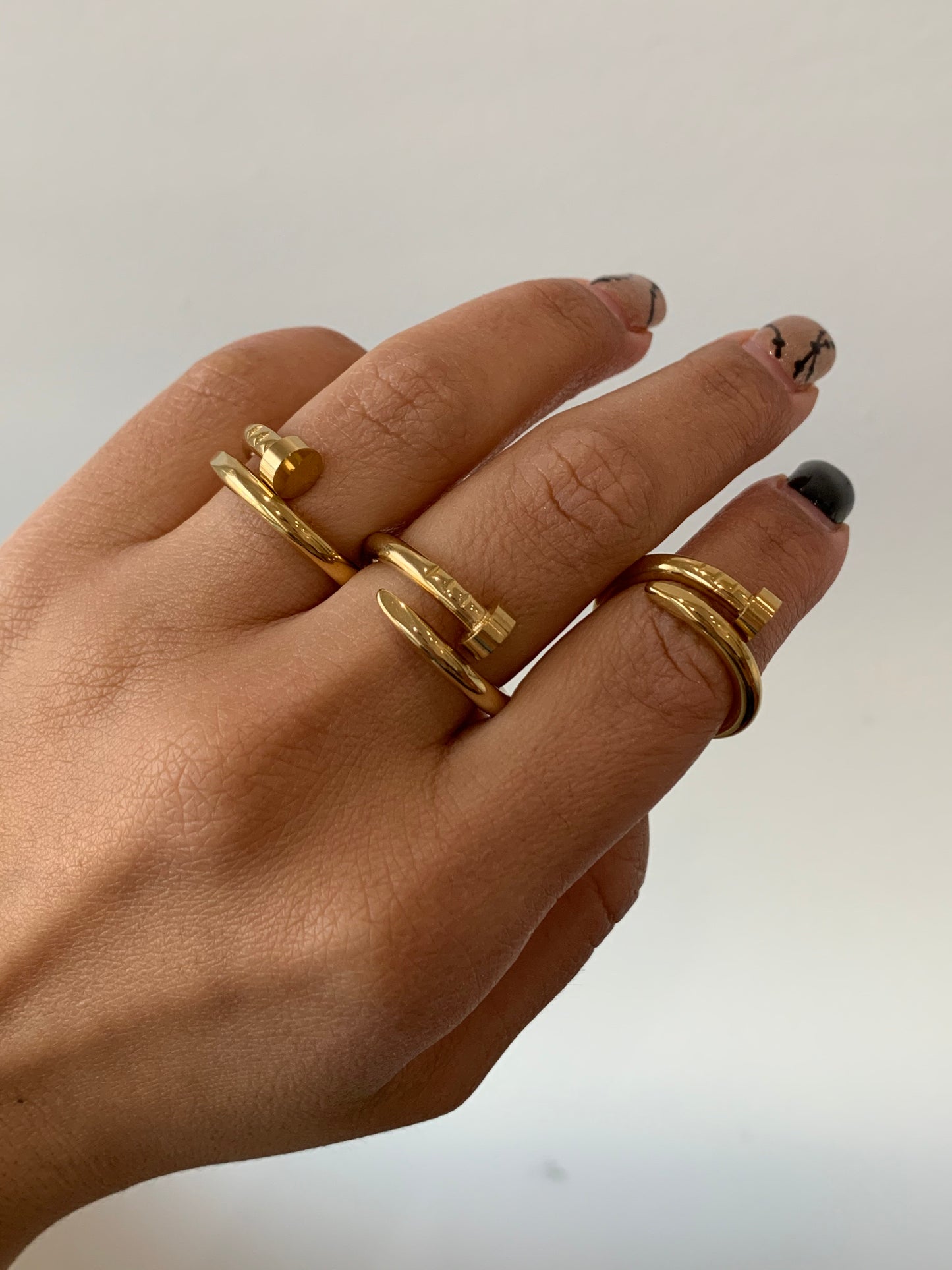 Clavo Ring