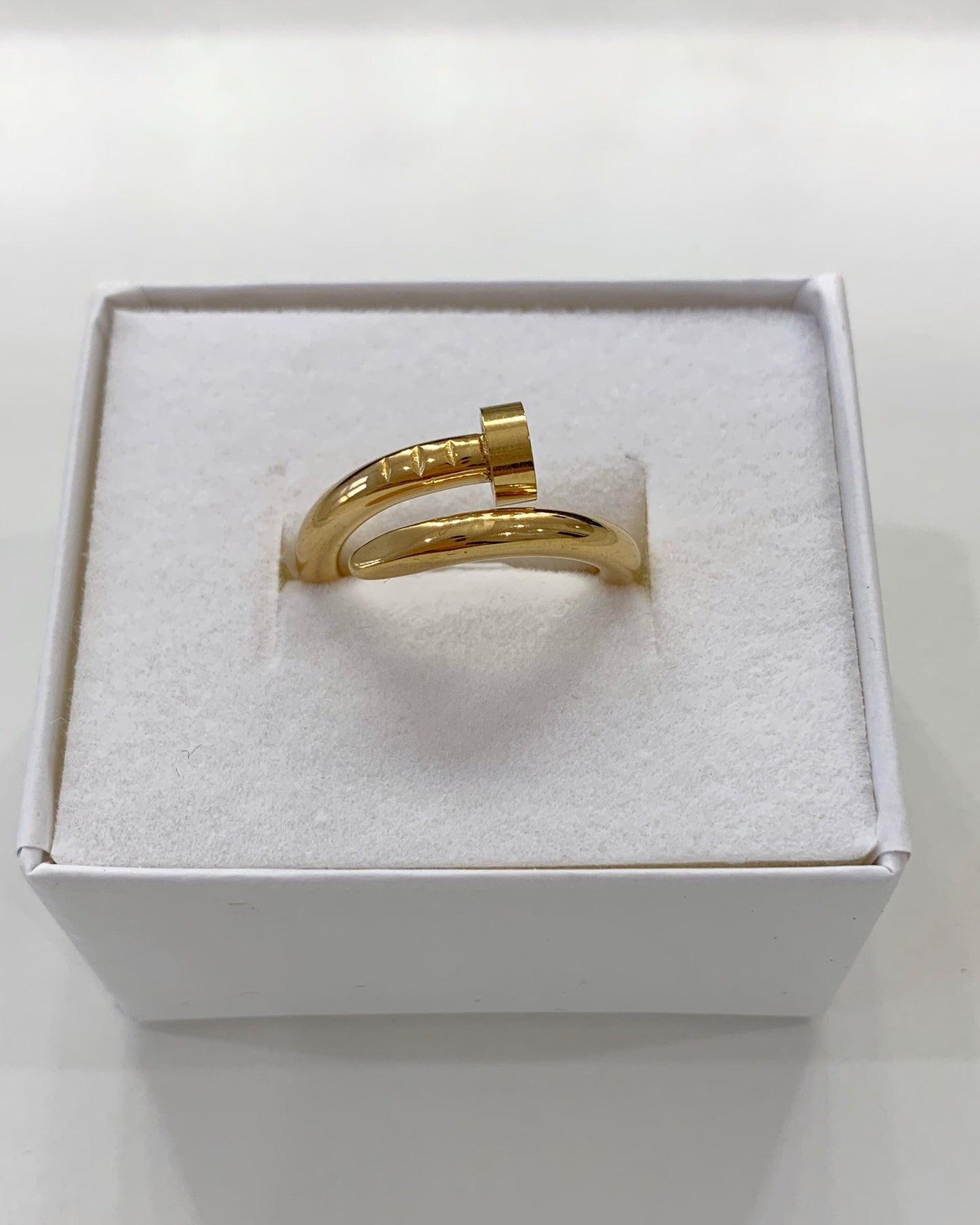 Clavo Ring