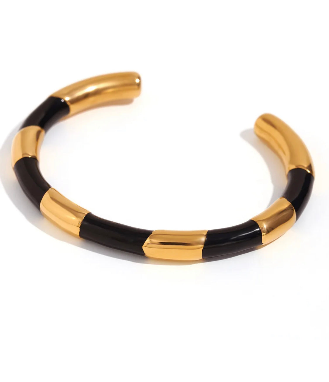 Cira Bangle